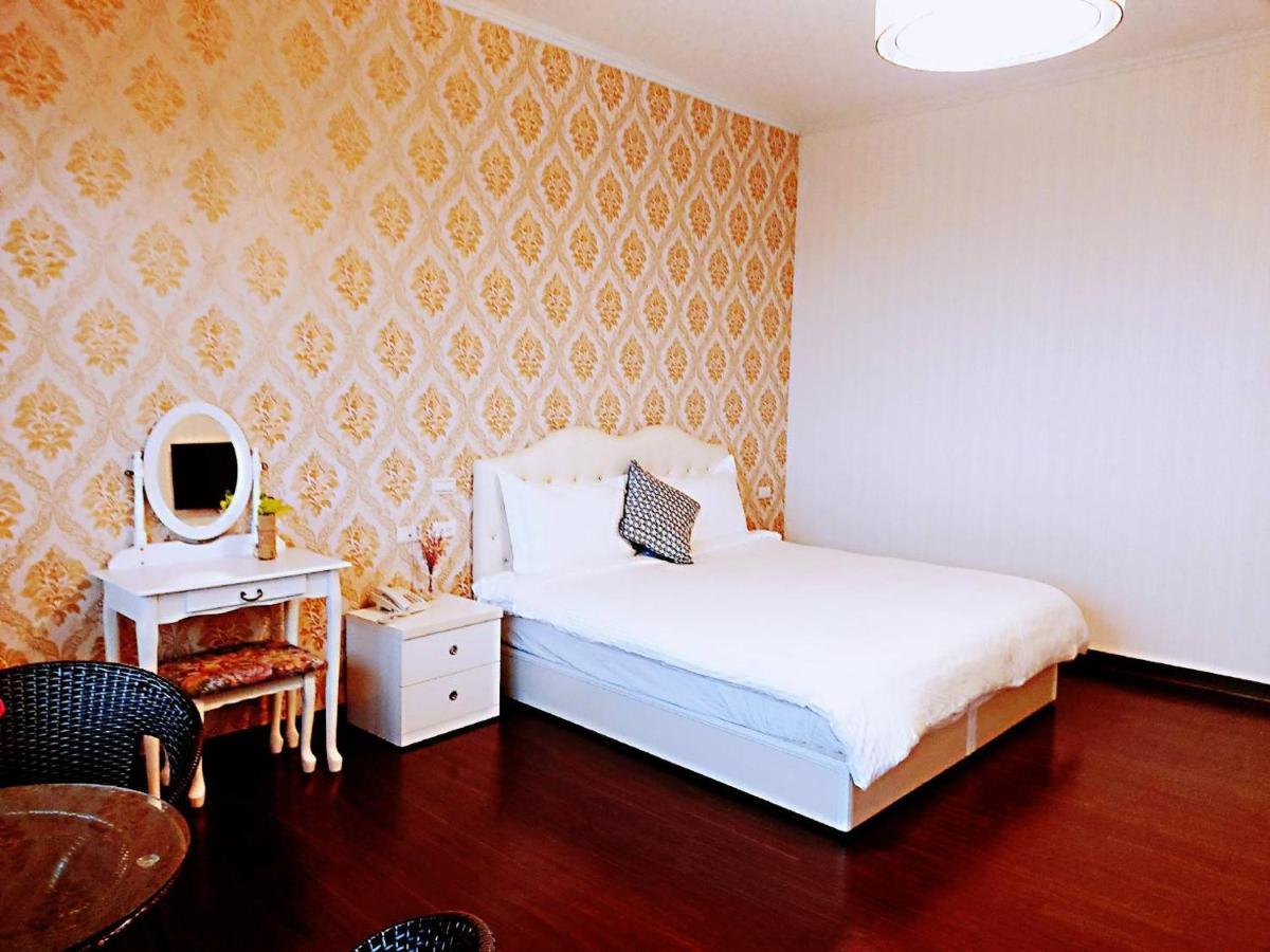 Chi House Hotel Miaoli Exterior photo